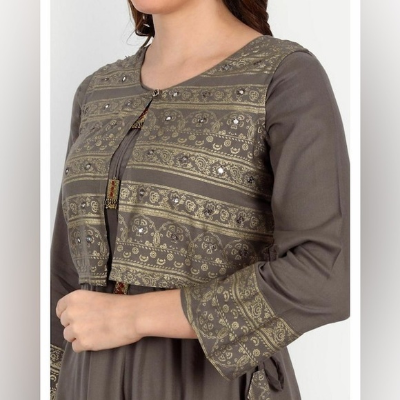 Happy Design Women Grey Printed Rayon Kurta - Picture 4 of 5